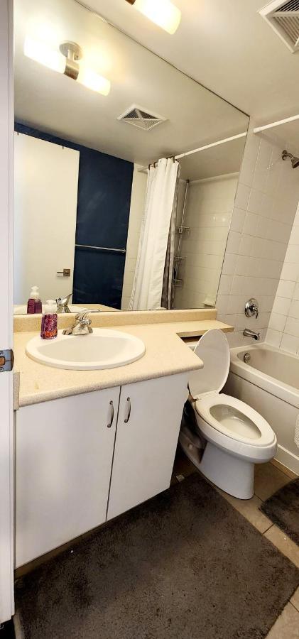 Lakefront Living Downtown Toronto - Free Parking, Gym, Indoor Pool Extérieur photo