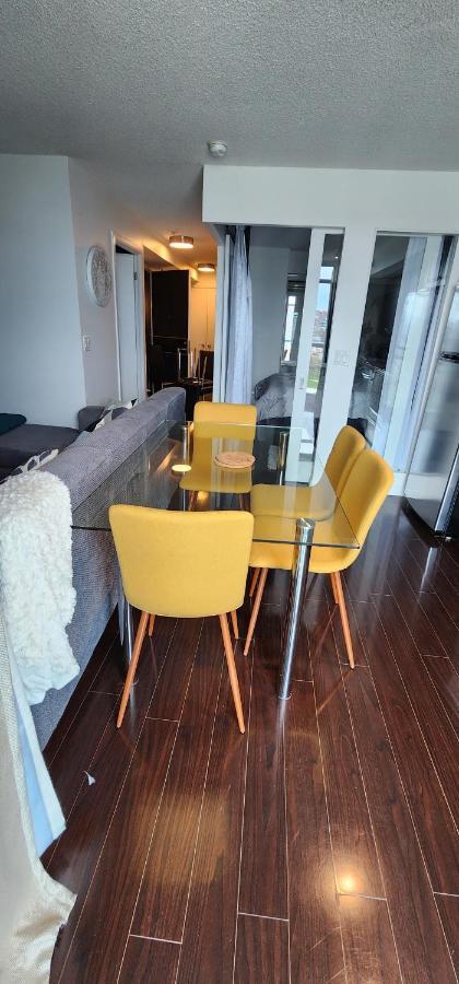 Lakefront Living Downtown Toronto - Free Parking, Gym, Indoor Pool Extérieur photo