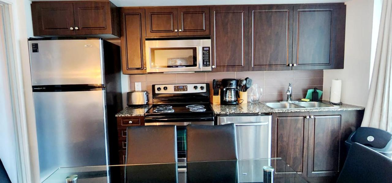 Lakefront Living Downtown Toronto - Free Parking, Gym, Indoor Pool Extérieur photo